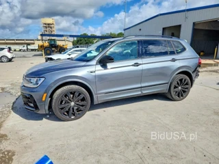 VOLKSWAGEN TIGUAN SE