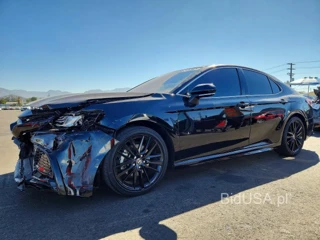 TOYOTA CAMRY XSE