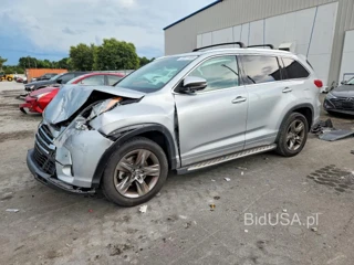 TOYOTA HIGHLANDER LIMITED PLATINUM