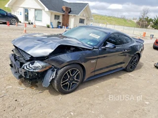 FORD MUSTANG GT