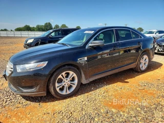 FORD TAURUS SE