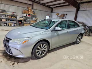TOYOTA CAMRY XLE