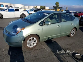 TOYOTA PRIUS BASE