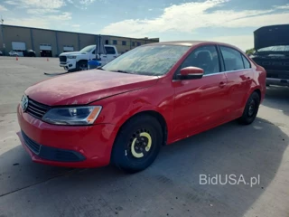 VOLKSWAGEN JETTA SE