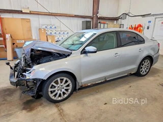 VOLKSWAGEN JETTA SE