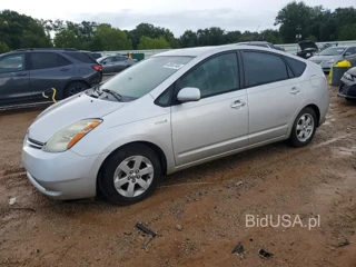 TOYOTA PRIUS BASE