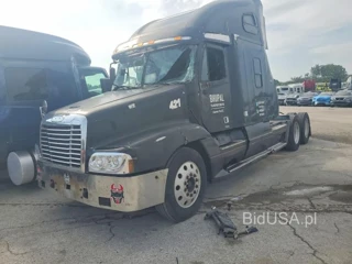 FREIGHTLINER FLC120