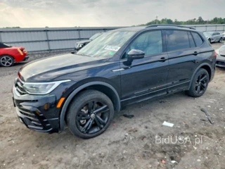 VOLKSWAGEN TIGUAN SE R-LINE BLACK