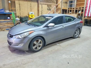 HYUNDAI ELANTRA GLS