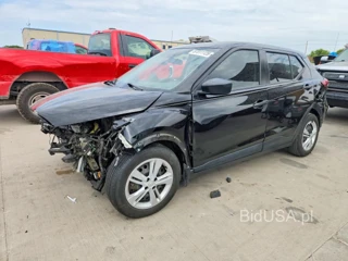 NISSAN KICKS S