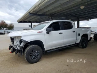 CHEVROLET SILVERADO K1500 LT TRAIL BOSS