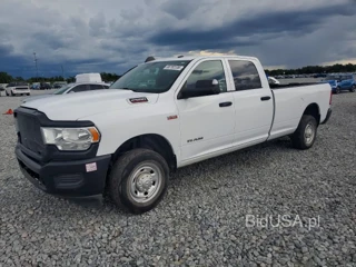 RAM 2500 TRADESMAN