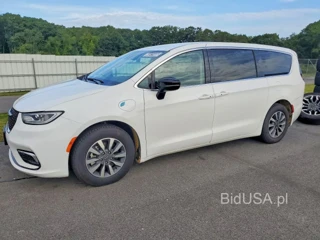 CHRYSLER PACIFICA HYBRID SELECT