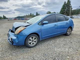TOYOTA PRIUS BASE