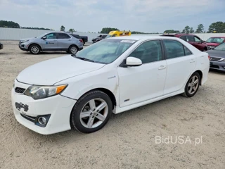 TOYOTA CAMRY HYBRID SE