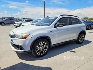 MITSUBISHI OUTLANDER SPORT SEL