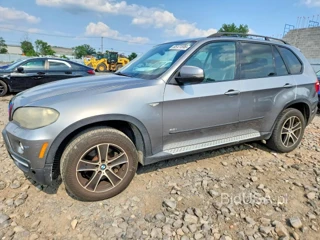 BMW X5 4.8I