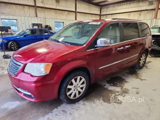 CHRYSLER TOWN & COUNTRY TOURING L