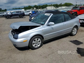 VOLKSWAGEN CABRIO GLX