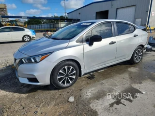 NISSAN VERSA S