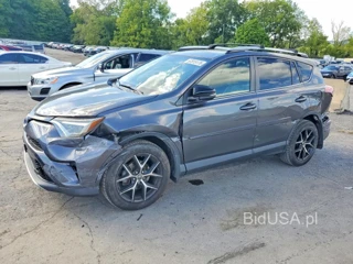 TOYOTA RAV4 SE