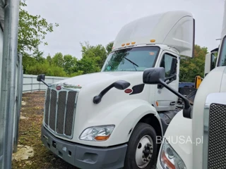 PETERBILT 579