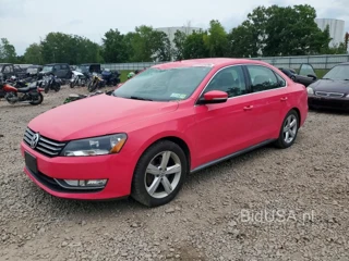 VOLKSWAGEN PASSAT S