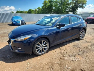 MAZDA 3 TOURING