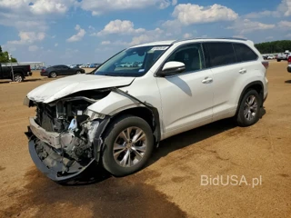 TOYOTA HIGHLANDER XLE