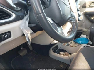 CHRYSLER CHRYSLER VOYAGER LX
