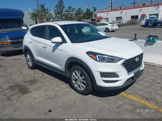 HYUNDAI HYUNDAI TUCSON SE