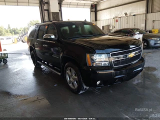 CHEVROLET CHEVROLET SUBURBAN LT