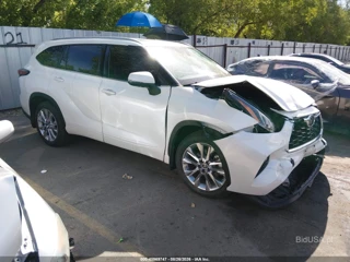 TOYOTA TOYOTA HIGHLANDER LIMITED
