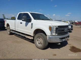 FORD FORD F-250 XL