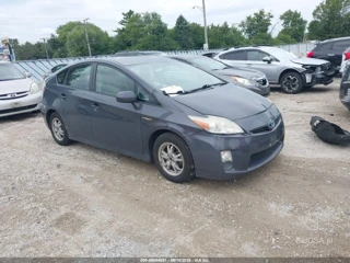 TOYOTA TOYOTA PRIUS TWO