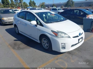 TOYOTA TOYOTA PRIUS THREE