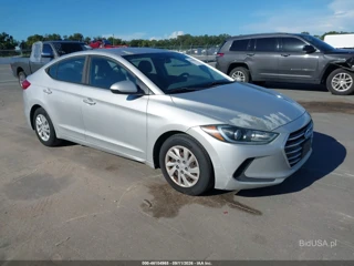 HYUNDAI HYUNDAI ELANTRA SE