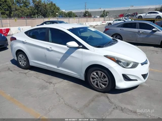 HYUNDAI HYUNDAI ELANTRA SE