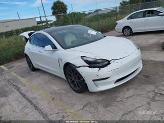 TESLA TESLA MODEL 3 STANDARD RANGE PLUS REAR-WHEEL DRIVE/STANDARD RANGE REAR-WHEEL DRIVE