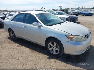 TOYOTA TOYOTA CAMRY SE