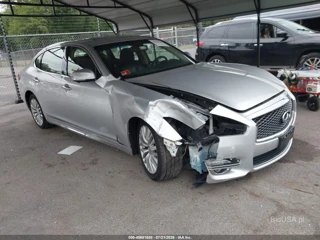 INFINITI INFINITI Q70L 3.7