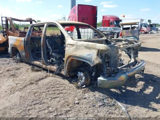 GMC SIERRA 1500 4WD  SHORT BOX SLE