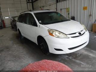 TOYOTA TOYOTA SIENNA LE