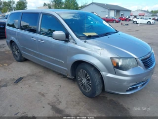 CHRYSLER CHRYSLER TOWN & COUNTRY S