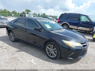 TOYOTA TOYOTA CAMRY SE
