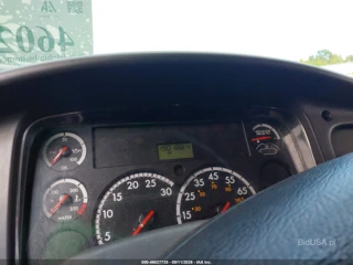 FREIGHTLINER FREIGHTLINER M2 106 MEDIUM DUTY
