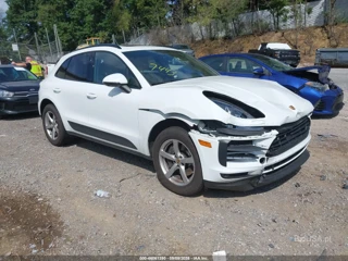 PORSCHE PORSCHE MACAN