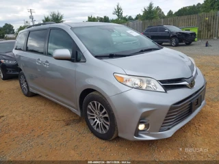 TOYOTA TOYOTA SIENNA XLE PREMIUM