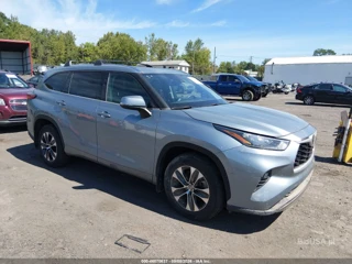 TOYOTA TOYOTA HIGHLANDER XLE
