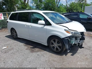 TOYOTA TOYOTA SIENNA SE PREMIUM 8 PASSENGER
